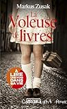 La voleuse de livres : quand la mort vous raconte une histoire, vous avez tout inrérêt à l'écouter